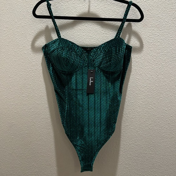 Lulus Velvet Bodysuit - Picture 4 of 5